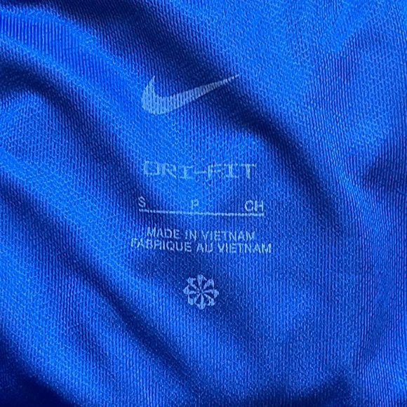 NEW Women's Nike Small Dri-Fit Blue Red Star Patriotic Shorts NWT - Picture 6 of 7